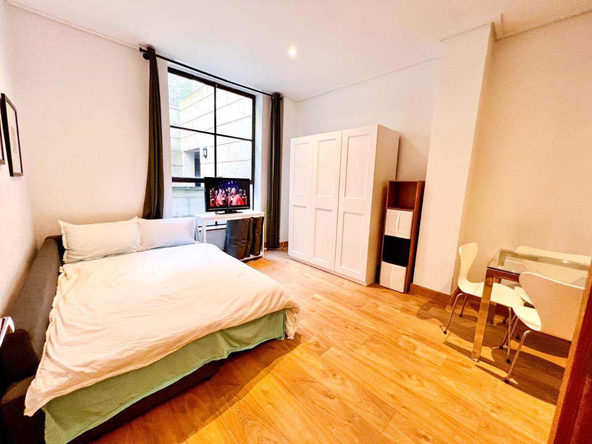 Superior Entire Apartment Between St Pauls Cathedral And Covent Garden Londra Dış mekan fotoğraf