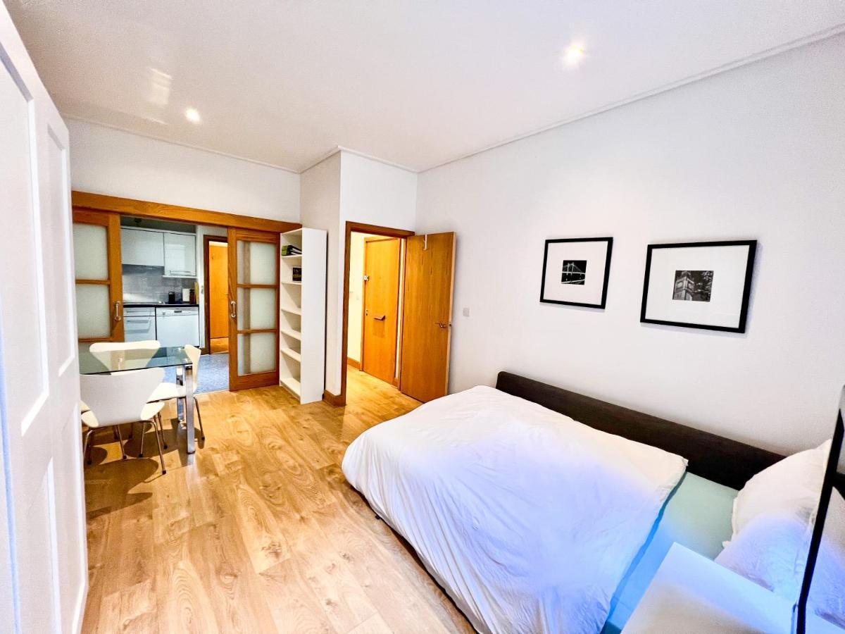 Superior Entire Apartment Between St Pauls Cathedral And Covent Garden Londra Dış mekan fotoğraf