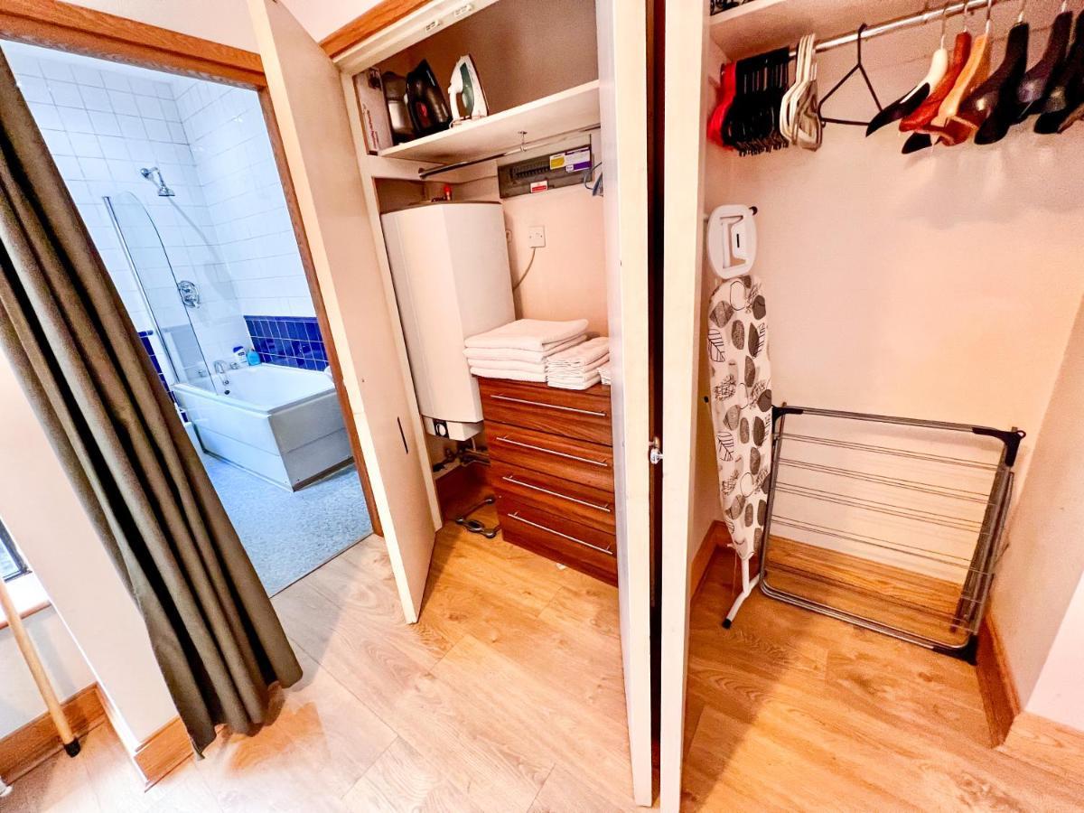 Superior Entire Apartment Between St Pauls Cathedral And Covent Garden Londra Dış mekan fotoğraf
