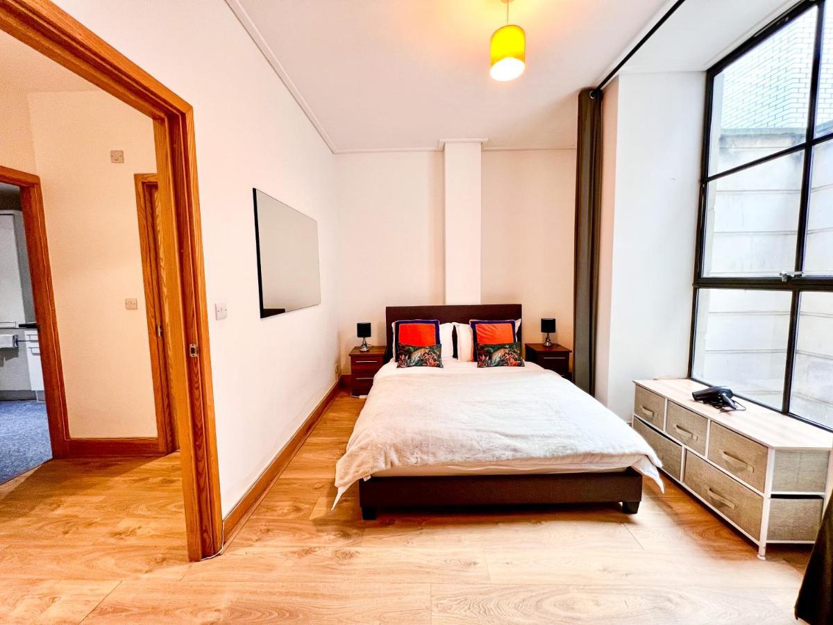 Superior Entire Apartment Between St Pauls Cathedral And Covent Garden Londra Dış mekan fotoğraf