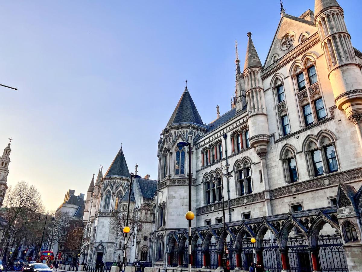 Superior Entire Apartment Between St Pauls Cathedral And Covent Garden Londra Dış mekan fotoğraf
