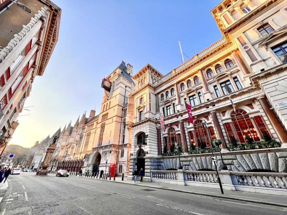 Superior Entire Apartment Between St Pauls Cathedral And Covent Garden Londra Dış mekan fotoğraf