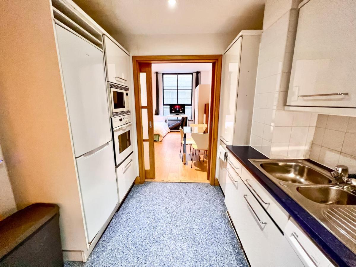 Superior Entire Apartment Between St Pauls Cathedral And Covent Garden Londra Dış mekan fotoğraf