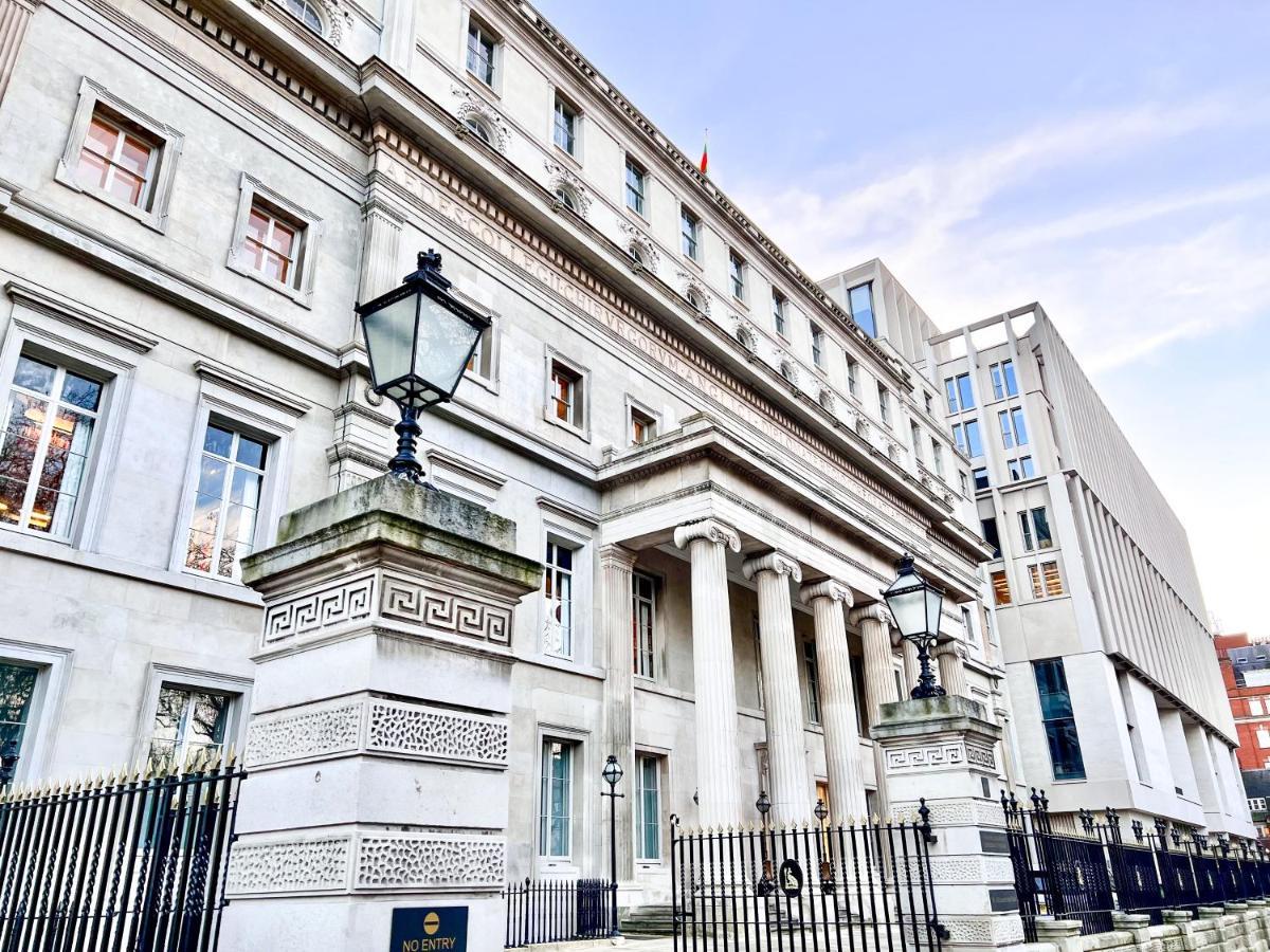 Superior Entire Apartment Between St Pauls Cathedral And Covent Garden Londra Dış mekan fotoğraf
