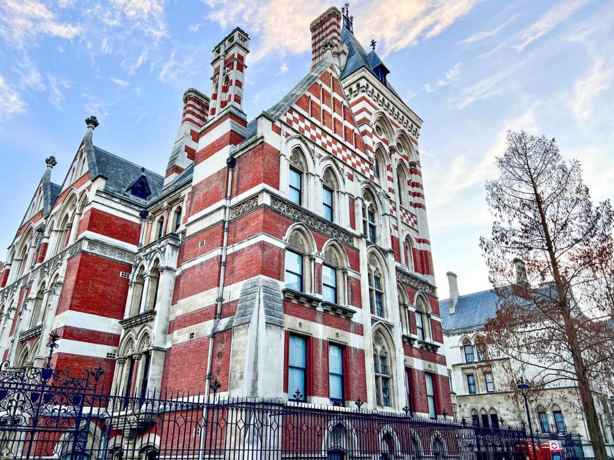 Superior Entire Apartment Between St Pauls Cathedral And Covent Garden Londra Dış mekan fotoğraf